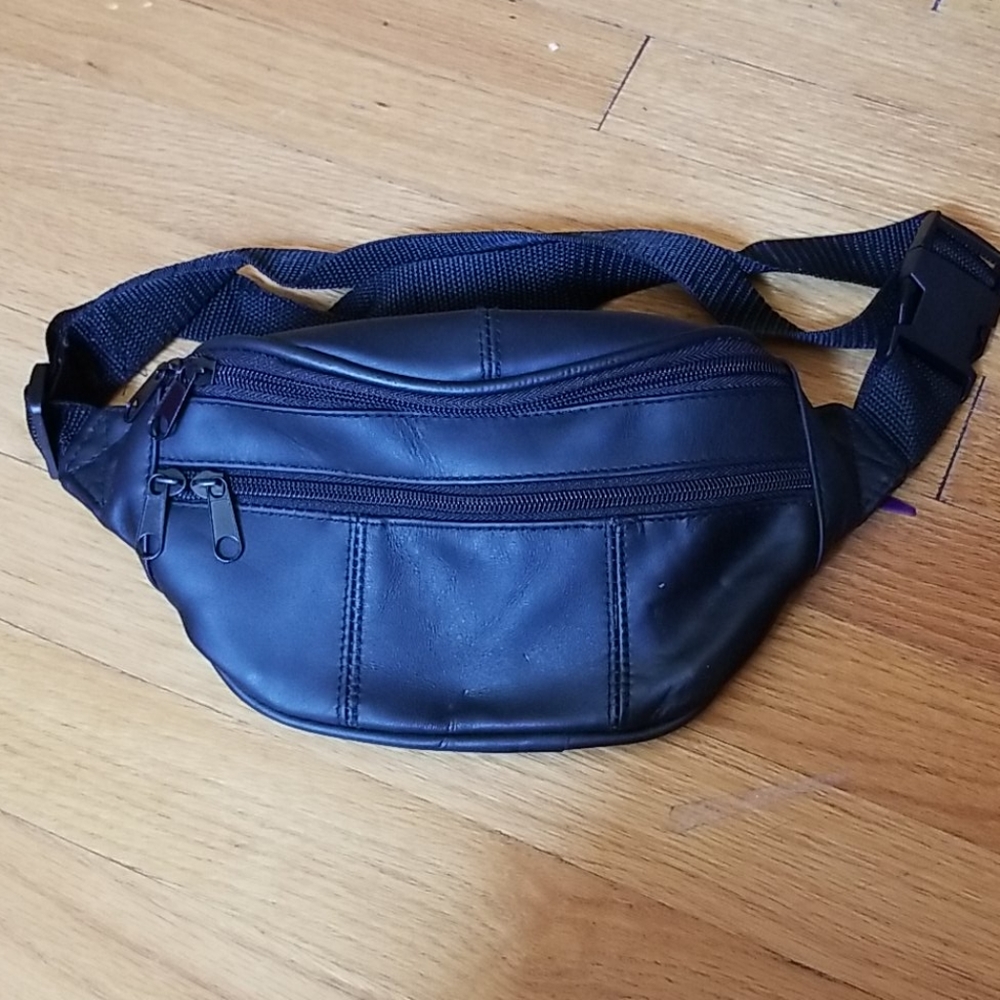 Black Fanny Pack
